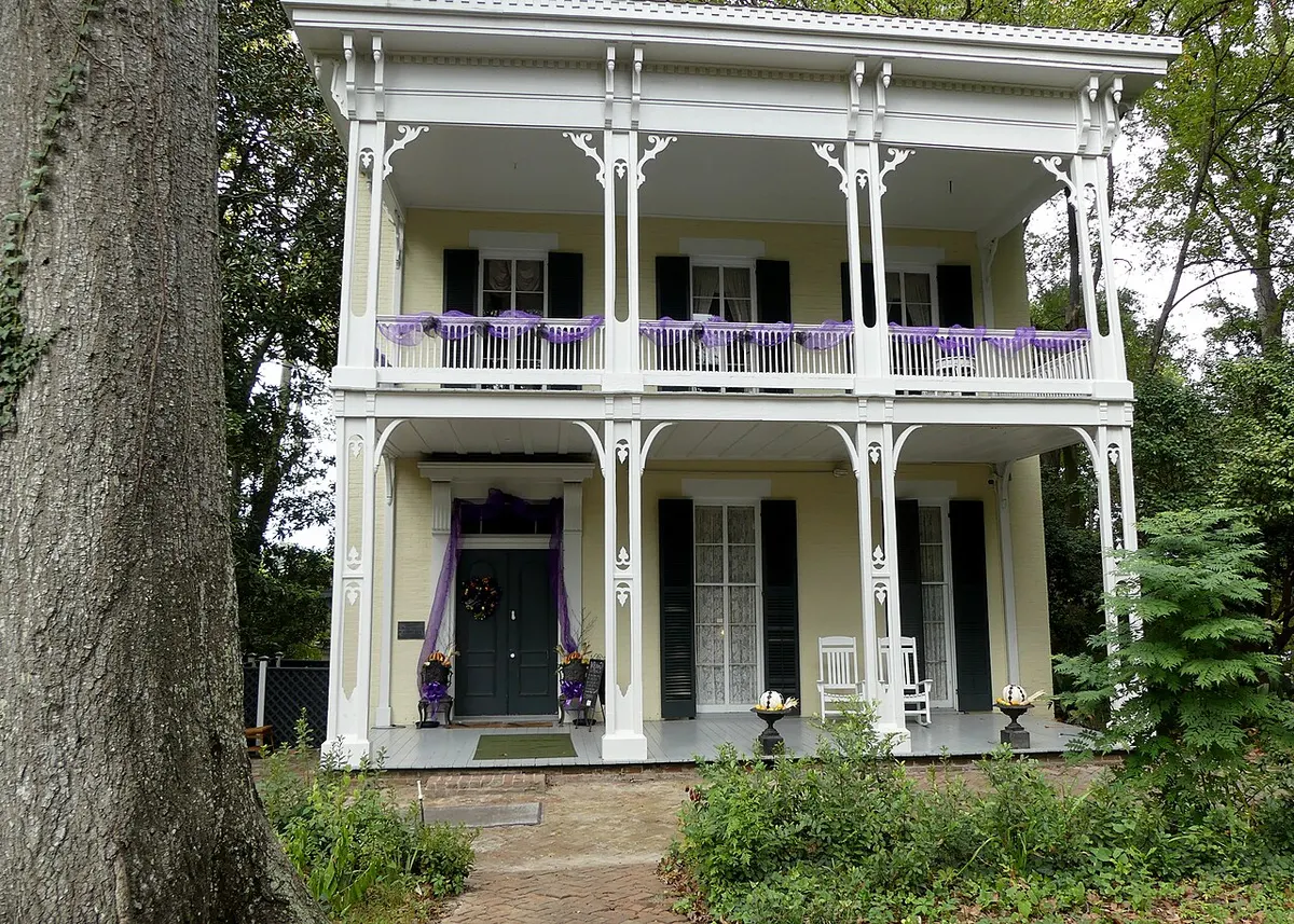 The Greek Revival front of McRaven House in Vicksburg, Mississippi, decorated for Halloween
