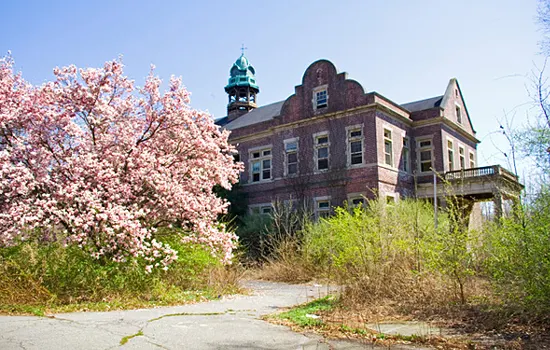 The administration building of the former Pennhurst State School and Hospital in Spring City, Pennsylvania